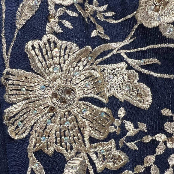 🌻NEW w/tag Betsy & Adam Embroidered Chiffon Halter A-Line Long Gown 10 - Picture 6 of 13